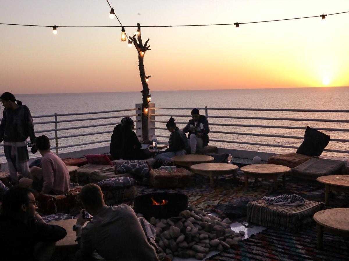 Locals Taghazout Surfcamp Hotel Exterior foto